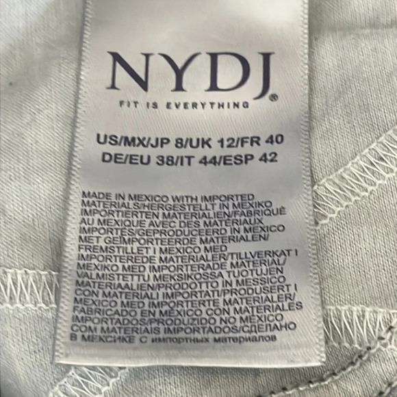 NYDJ Sheri Slim Jeans in Black - Size 8 - Picture 8 of 9